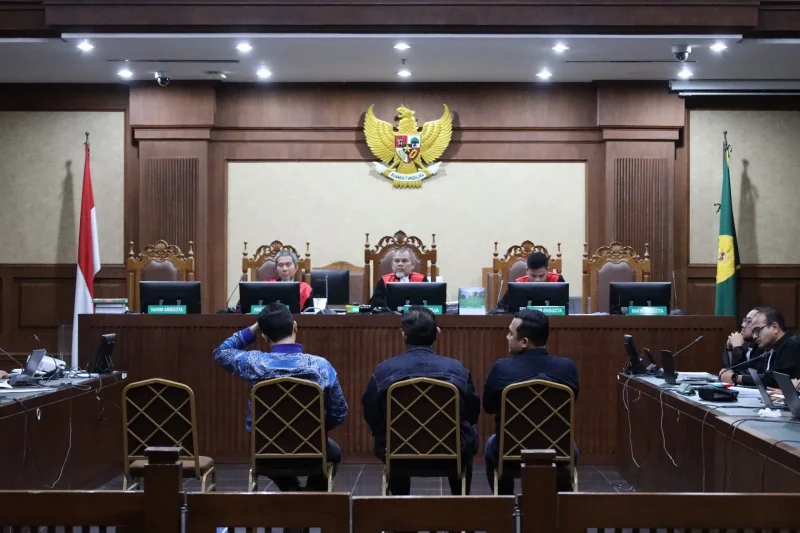 Persidangan dengan agenda pemeriksaan saling bersaksi antara Terdakwa Junaedi Saibih, M. Adhiya Muzakki, dan Tian Bahtiar yang digelar di pengadilan Tindak Pidana Korupsi pada Pengadilan Negeri Jakarta Pusat, Kamis 12 Februari 2026. (Foto istimewa)