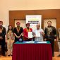 Ketua Presidium PP PMKRI Periode 2024-2026, Susana Florika Marianti Kandaimu, didampingi jajaran pengurus pusat teken MoU Beasiswa S1-S3 dengan President University. (Dok.istimewa)