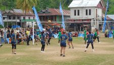 Putri Komodo Selatan VS Tuan Rumah Lo,ok Ca Nai di turnamen Voli Putri Idhul Adha Cup 1447 H, yang digelar di Soknar Golo Mori, Sabtu 20 Juni 2026. (Dok.flobamor.com)