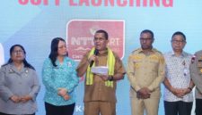 Gubernur NTT, Melkiades Laka Lena saat mengumumkan UMP 2026 (Dok.istimewa)
