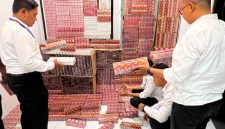 Direktorat Reserse Kriminal Khusus (Ditreskrimsus) Polda Nusa Tenggara Timur (NTT) membongkar dugaan peredaran rokok tanpa legalitas perizinan perdagangan dalam operasi penyelidikan yang digelar di empat kabupaten, yakni Ende, Nagekeo, Ngada, dan Manggarai Barat. (Dok. Istimewa).