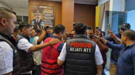 Penyidik Kejati NTT Tahan 5 Tersangka Korupsi MTN Bank NTT (Foto: Dok.Flobamor.com)