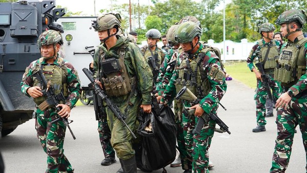 Tragedi Berdarah di Papua! Tiga Warga Sipil Tewas Ditembak OPM, TNI Diserang Saat Evakuasi Jenazah