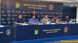 Direktur Reserse Kriminal Umum (Direskrimum) Polda Metro Jaya Kombes Pol Iman Imanuddin saat menggelar Konferensi pers penanganan kasus siber hingga kriminalitas di Polda Metro Jaya, Jumat (7/8/2026) (Foto: Dok. Isth)