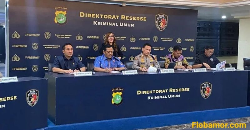 Direktur Reserse Kriminal Umum (Direskrimum) Polda Metro Jaya Kombes Pol Iman Imanuddin saat menggelar Konferensi pers penanganan kasus siber hingga kriminalitas di Polda Metro Jaya, Jumat (7/8/2026) (Foto: Dok. Isth)