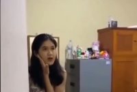 Viral Saat Digerebek! Sosok Wanita 19 Tahun berinisial J Mengaku Sudah Dua Pekan Tinggal di Rumah Dinas Kepala Lapas Wae Ngapu, (Foto.Dok: tangkapan layar Instragram Jambisharing)