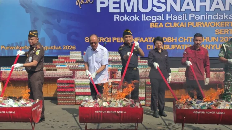 Bea Cukai Purwokerto Musnahkan 3 Juta Batang Rokok Ilegal, Negara Rugi Rp2,8 Miliar (Foto: Dok.isth)