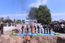 Foto:Doc. Kejati NTT bersama Jajaran Kejari Timor Tengah Utara melakukan pemusnahan 11 Juta Batang Rokok Ilegal, Rabu (14/10)