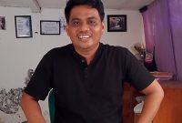 Yogi Indrawan, Ketua Panitia Messah Cup III saat menyampaikan Klarifikasi terkait video kericuhan dari tiga klub menyusul Polemik  antara tim GPSL melawan Primajaya dalam perebutan tiket 8 besar. (Foto: Redaksi Flobamora.com)