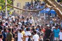 Turnamen sepak bola MESSAH CUP III di Pulau Messah, Kecamatan Komodo, Kabupaten Manggarai Barat, diwarnai kericuhan saat pertandingan antara GPSL melawan PRIMA JAYA di Lapangan Desa Pasir Putih, Rabu (21/10/2026).